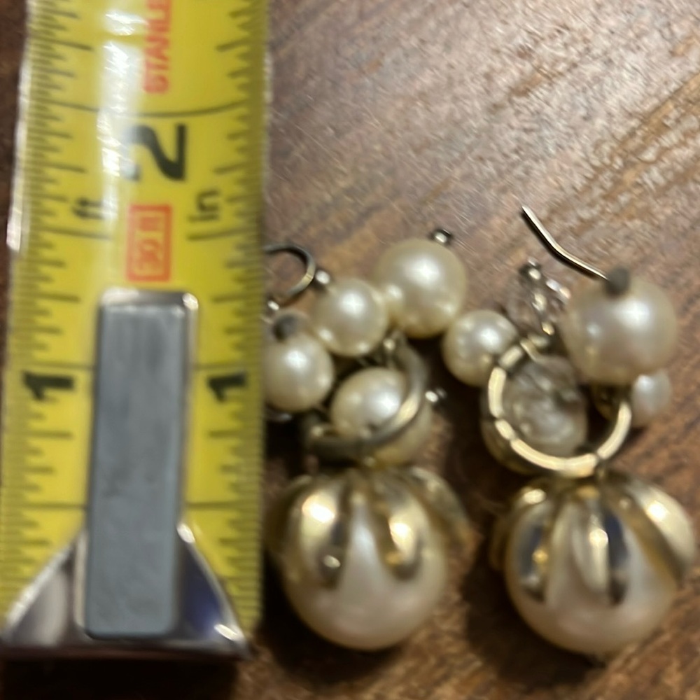 Drop earrings